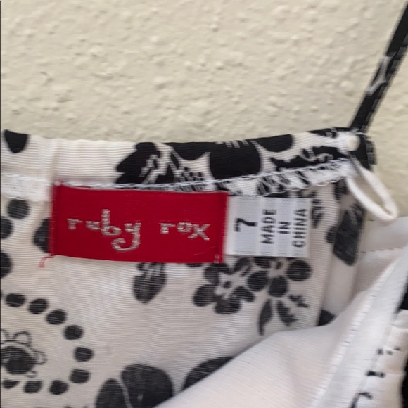 đź’ Ruby Rox Dress-Floralđź’ - Picture 16 of 16